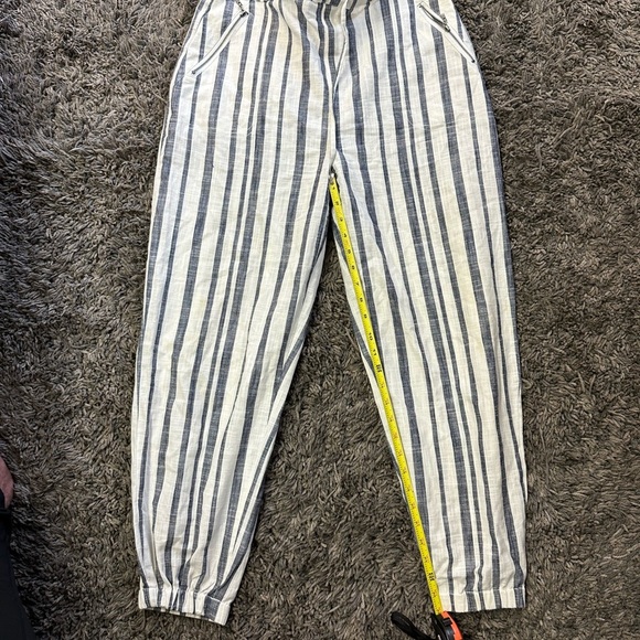Elegant Striped Joggers for Women<<<<<<136>>>>> - Picture 6 of 8